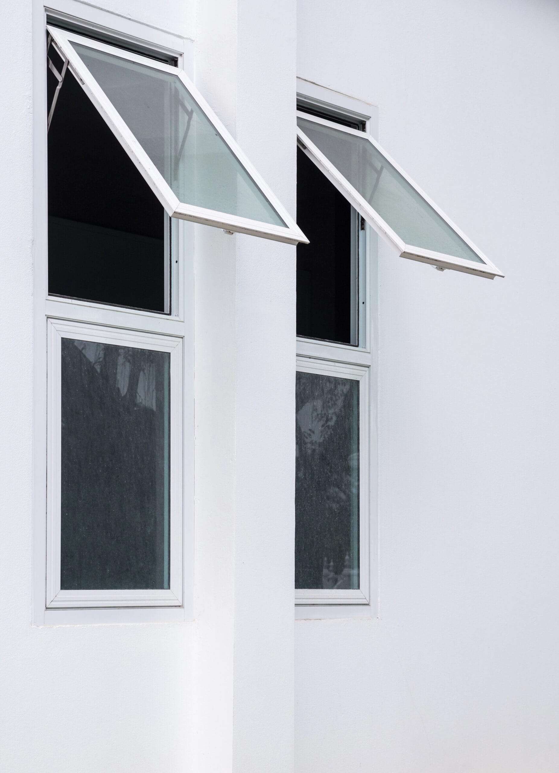 Owning Window Front View Awning Windows in Calgary – Urex Windows and Doors